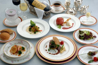 ディナー(イメージ)