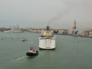 船上から眺めたベニスの街並み