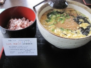 敦盛胴塚横には茶屋があり、『敦盛そば』が食べられます。