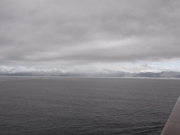 うーん、見事な雲り空です