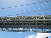 明石海峡大橋を下から覘く