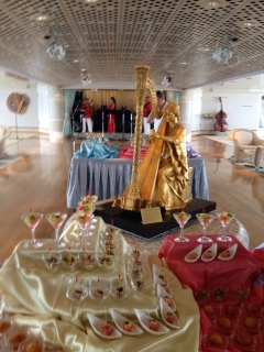 カクテルパーティ（飛鳥II船内）