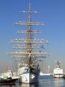 登檣礼（とうしょうれい）が披露されての出帆風景