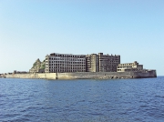 軍艦島遠景（写真提供：長崎旅ネット）