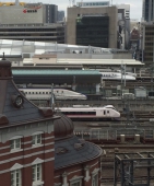 東京駅前のＫＩＴＴＥビルの６階より