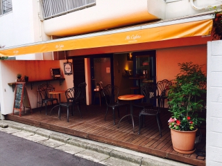 ミカ・カフェート表参道にて